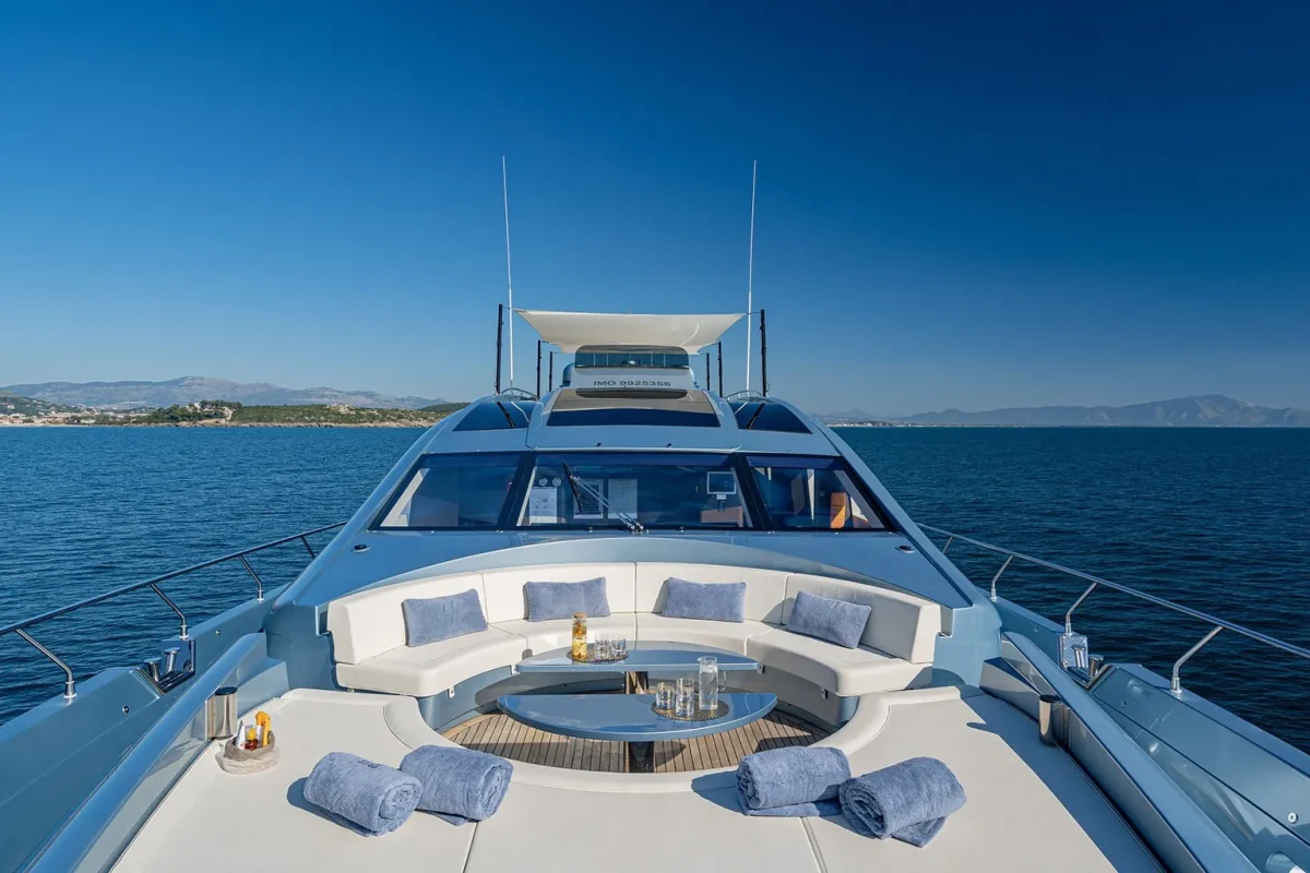 55 fiftyfive bow deck.jpg