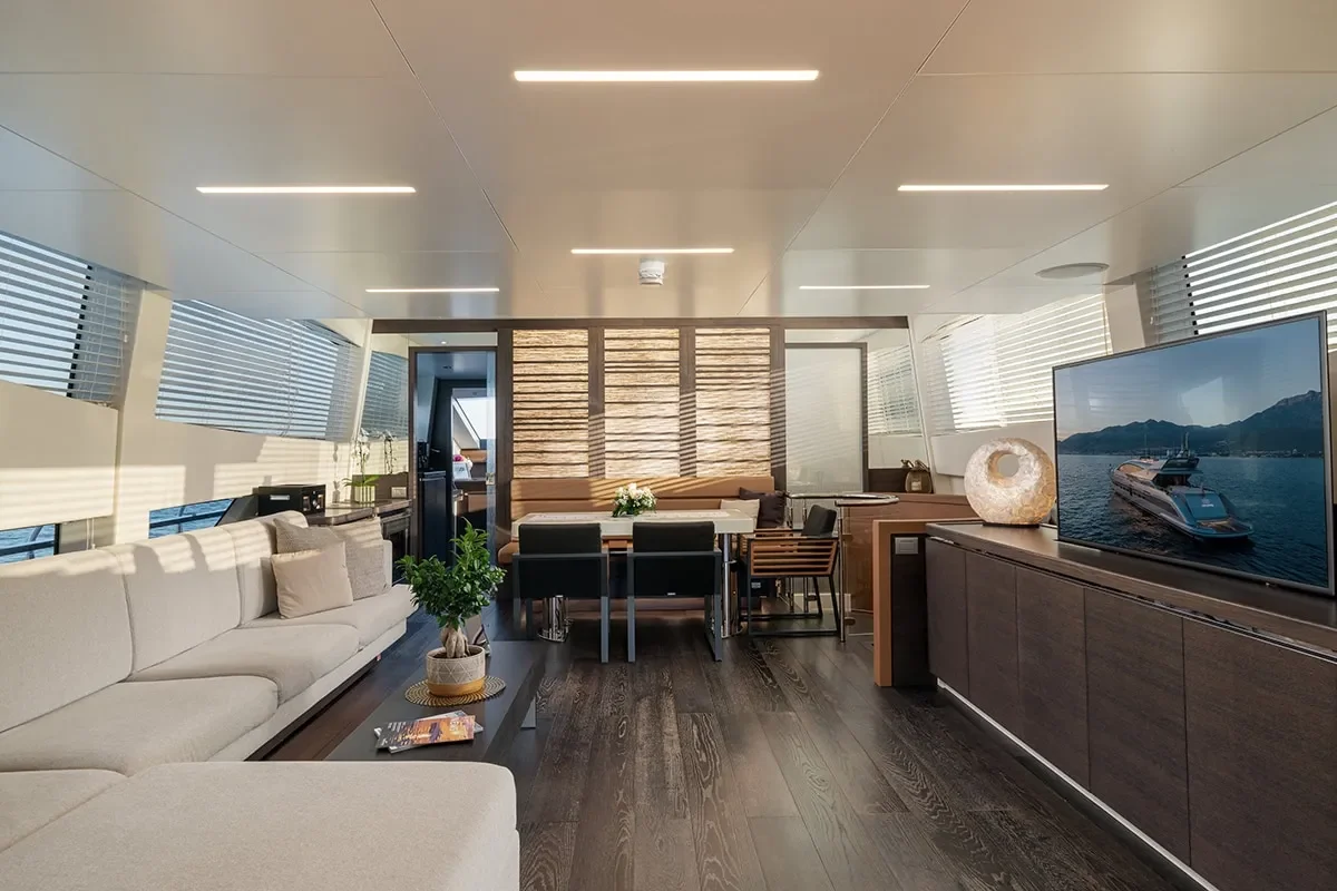 55 fiftyfive saloon 2.jpg