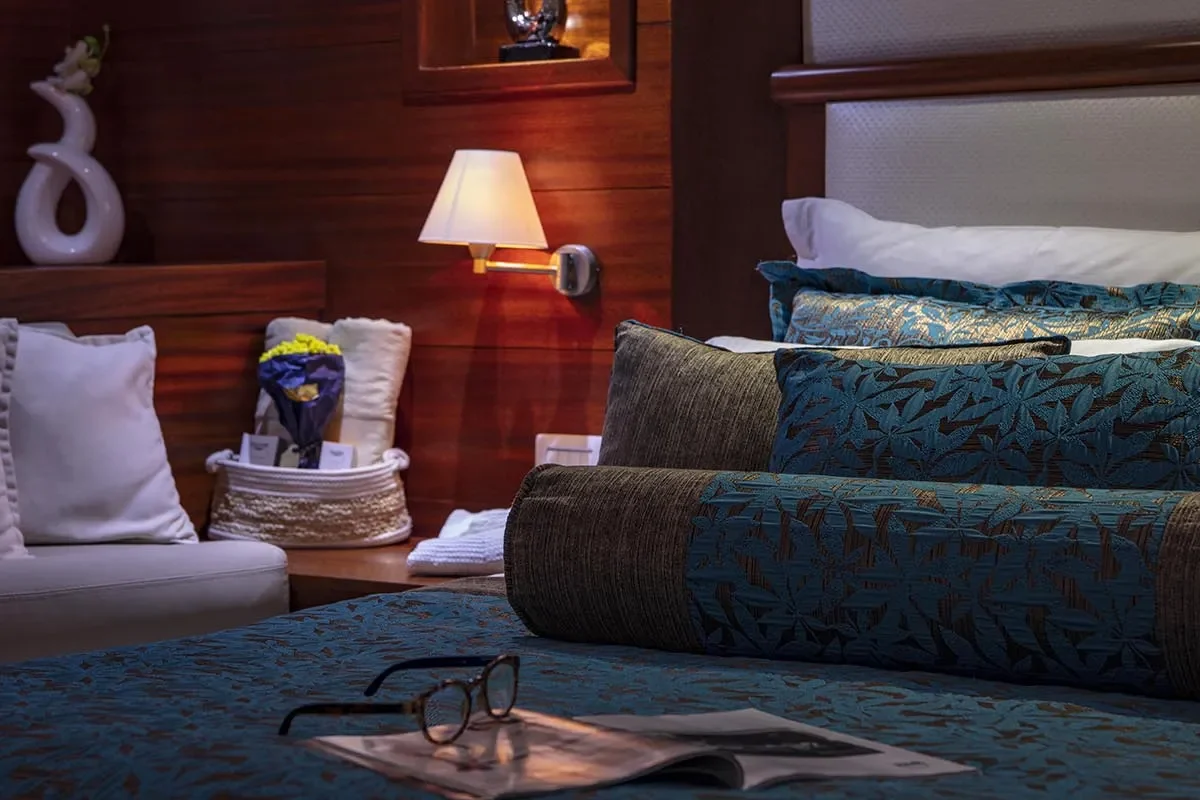 ALESSANDRO I Cabin.jpg