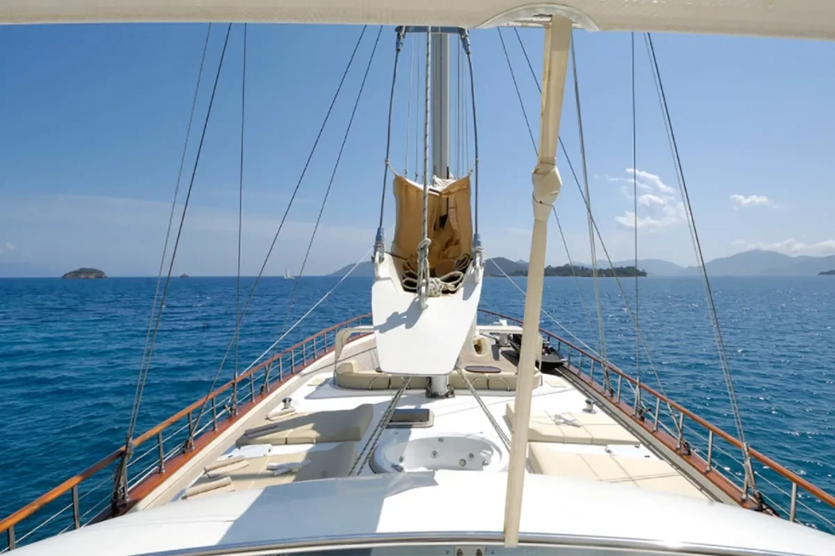 ALESSANDRO I Sundeck.jpg (1)