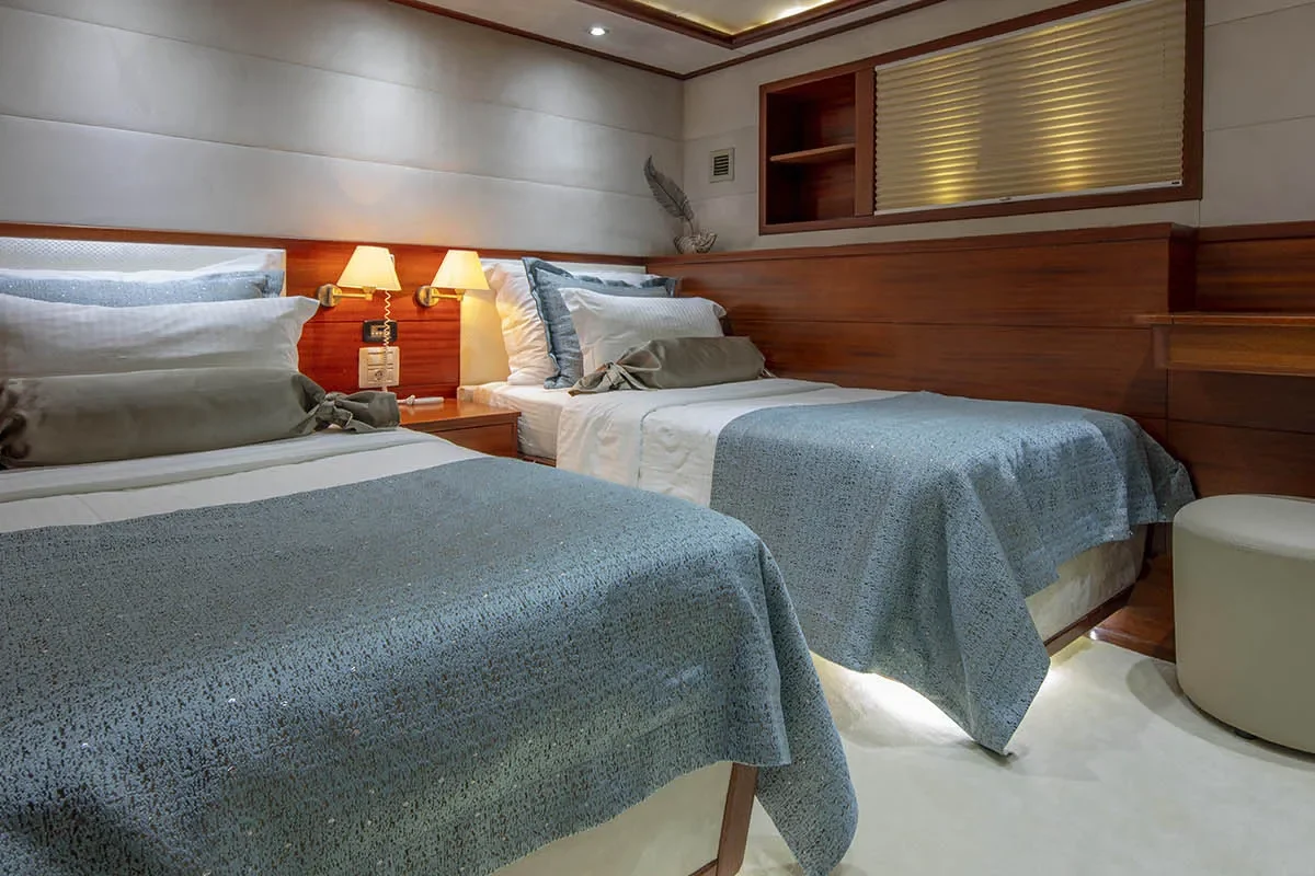 ALESSANDRO I Twin cabin.jpg (1)