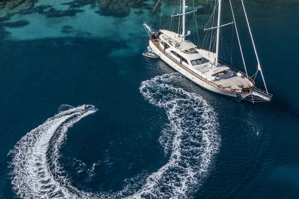 ALESSANDRO I Water sports.jpg (1)