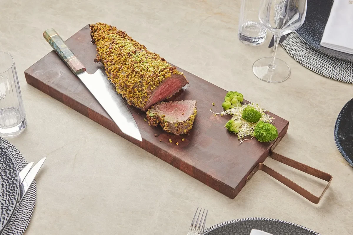 ANIMA MARIS Food service.jpg