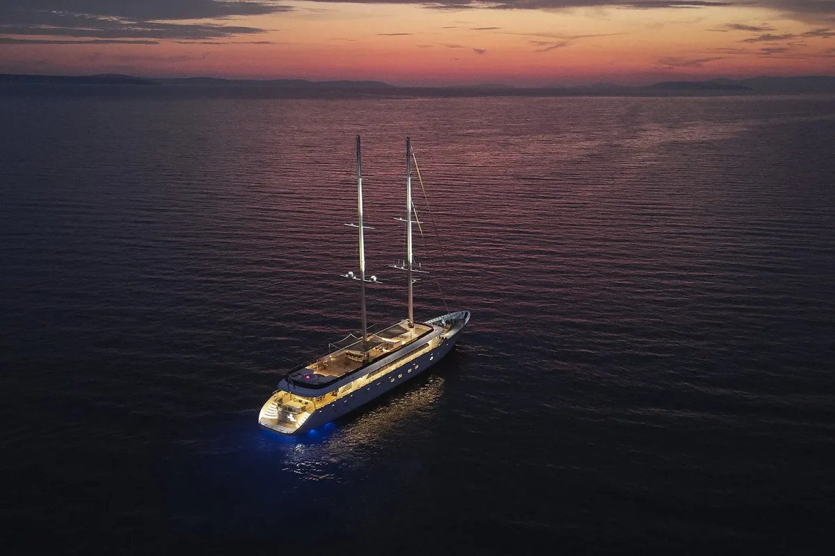 ANIMA MARIS Sunset.jpg