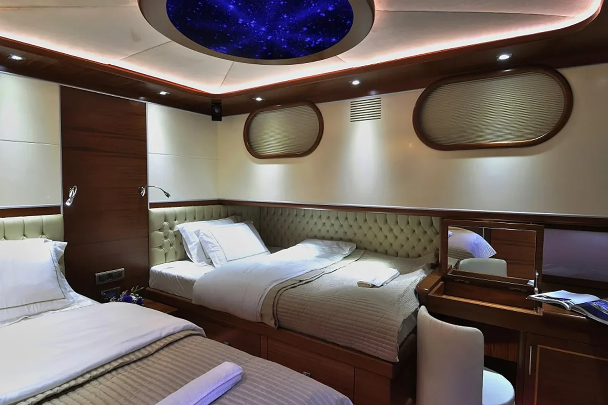 DOLCE MARE Twin cabin.jpg