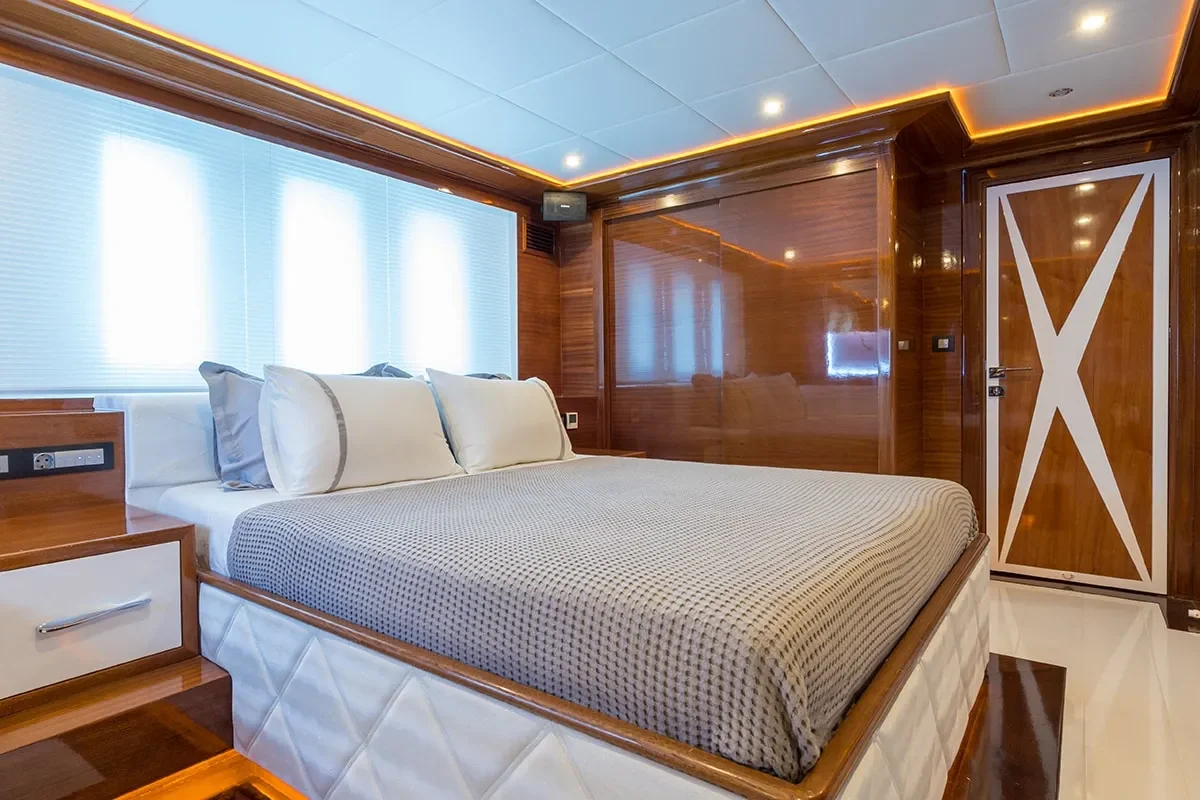 LONG ISLAND Double cabin (2).jpg