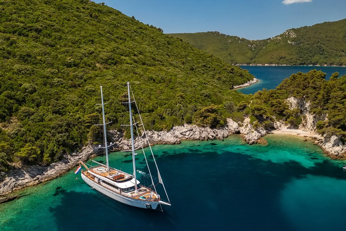 LOVE STORY Anchored (2) 0.jpg