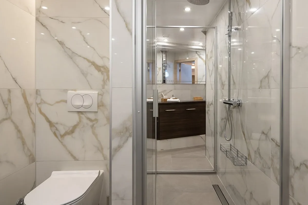 LOVE STORY Bathroom (3).jpg