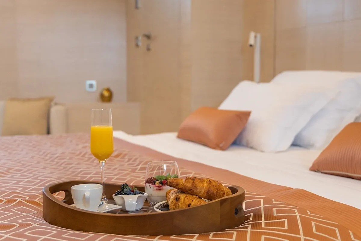 LOVE STORY Breakfast in bed.jpg