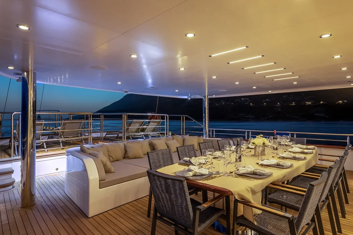 LOVE STORY Dining area on Aft deck.jpg