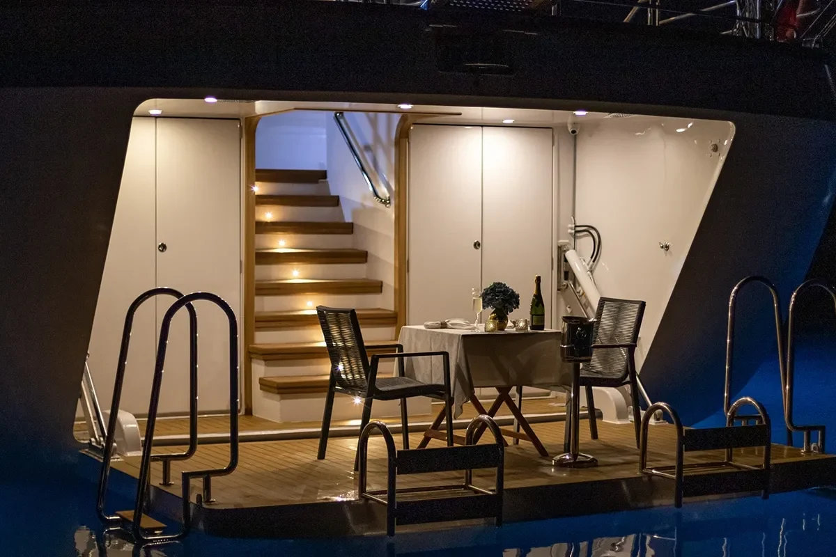 LOVE STORY Dining area on platform.jpg