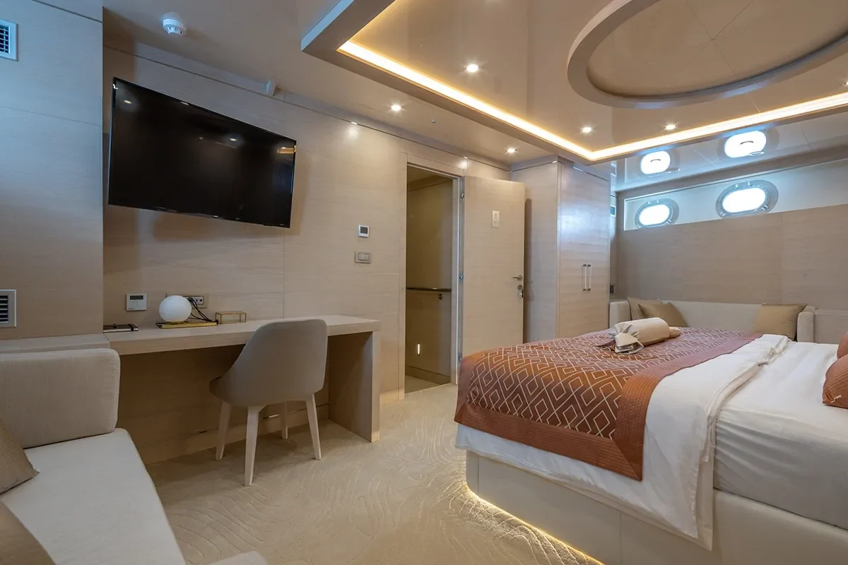 LOVE STORY Double cabin (2) 0.jpg