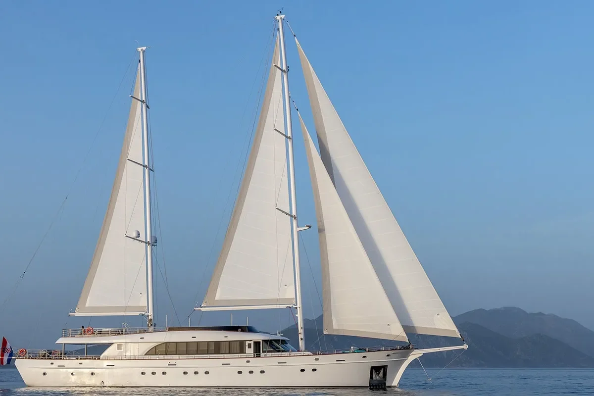 LOVE STORY Sailing 0.jpg