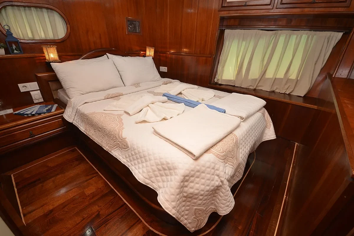 PRENSES BUGCE Double cabin.JPG (1)