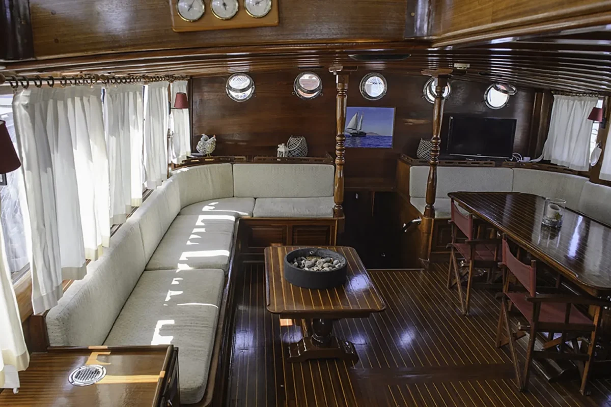 TERSANE IV Salon (2).jpg