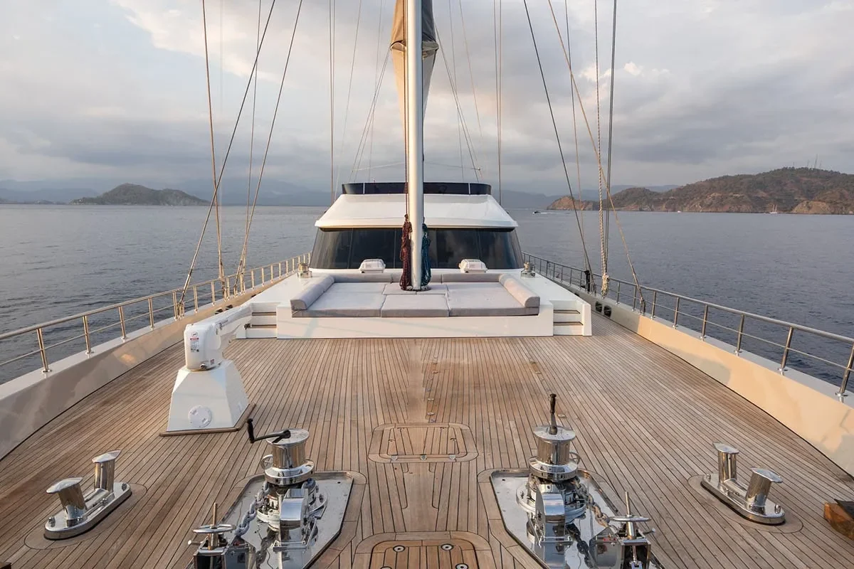 de love bow deck 3.jpg