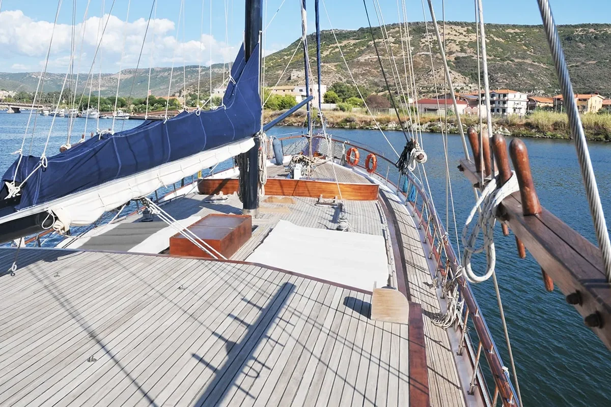 elianora sun deck.jpg (1)