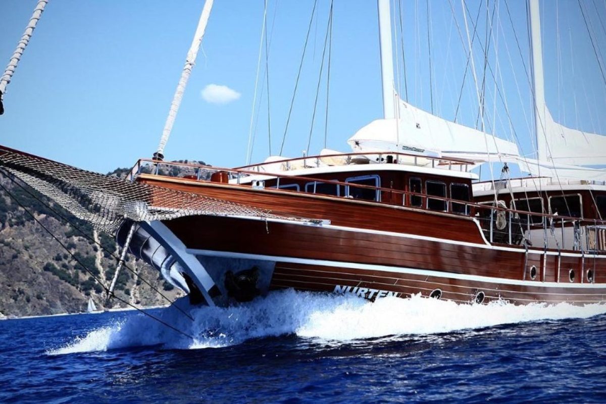 goldenyachting gulet nurten a (5) jpg qrT