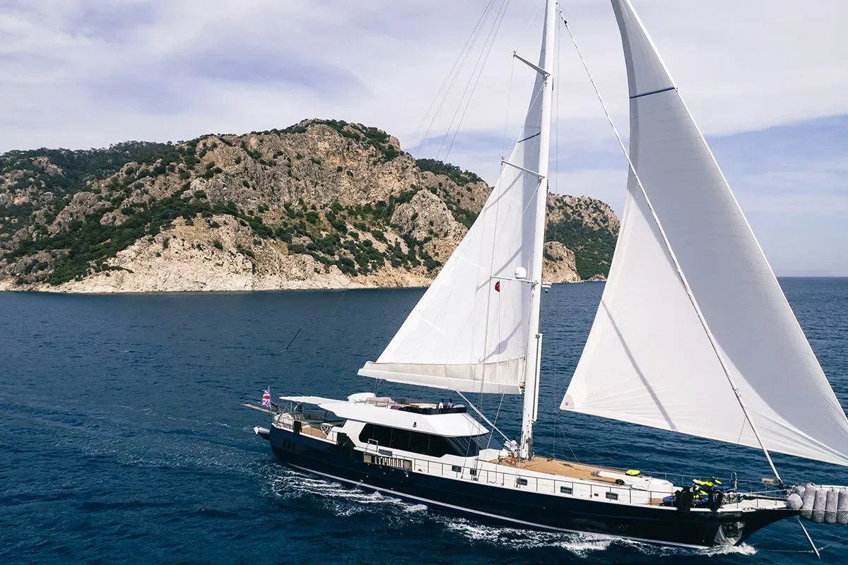 good life sailing 2.jpg