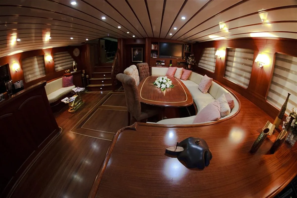 guletbediasultan 16.jpg