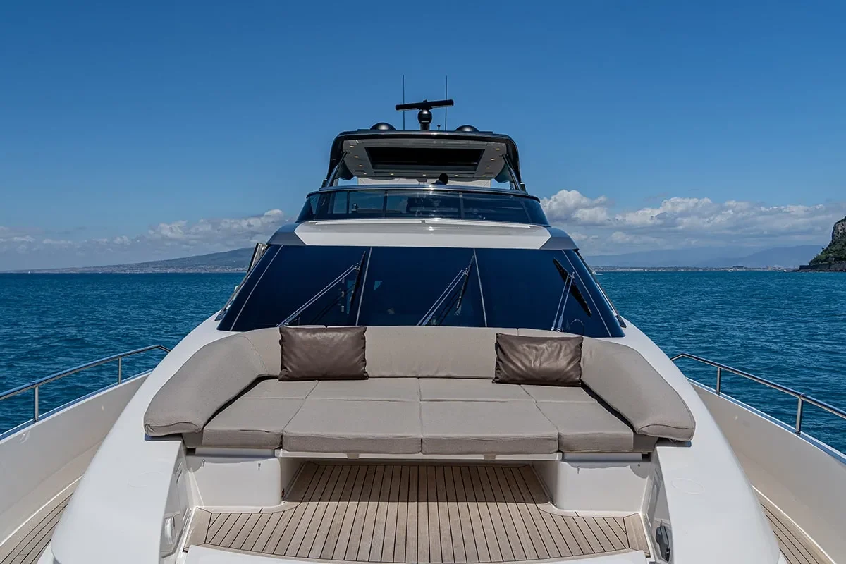 lucky bow deck.jpg (1)