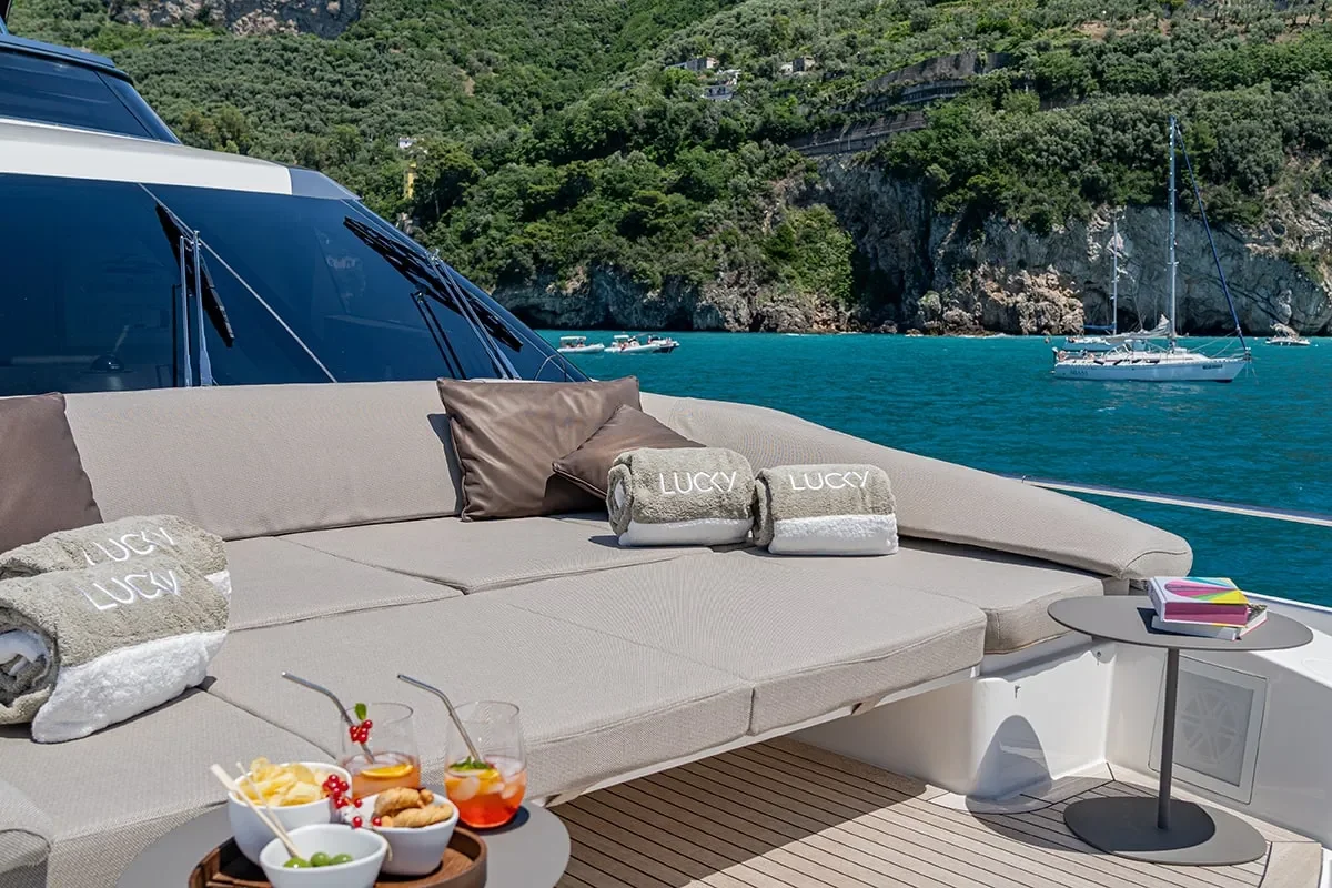 lucky bow deck 2.jpg