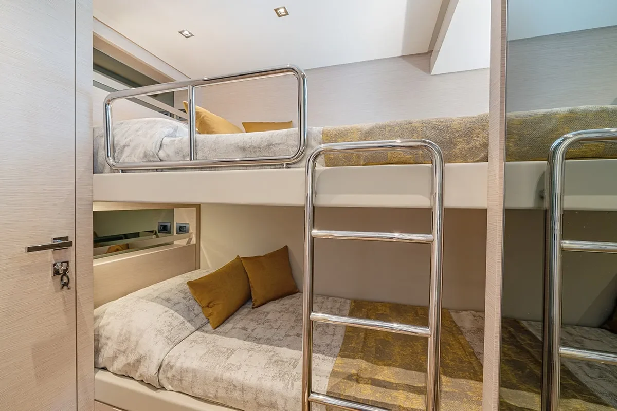 lucky bunk bed cabin.jpg