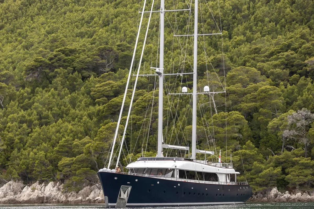 nocturno anchored 4.jpg