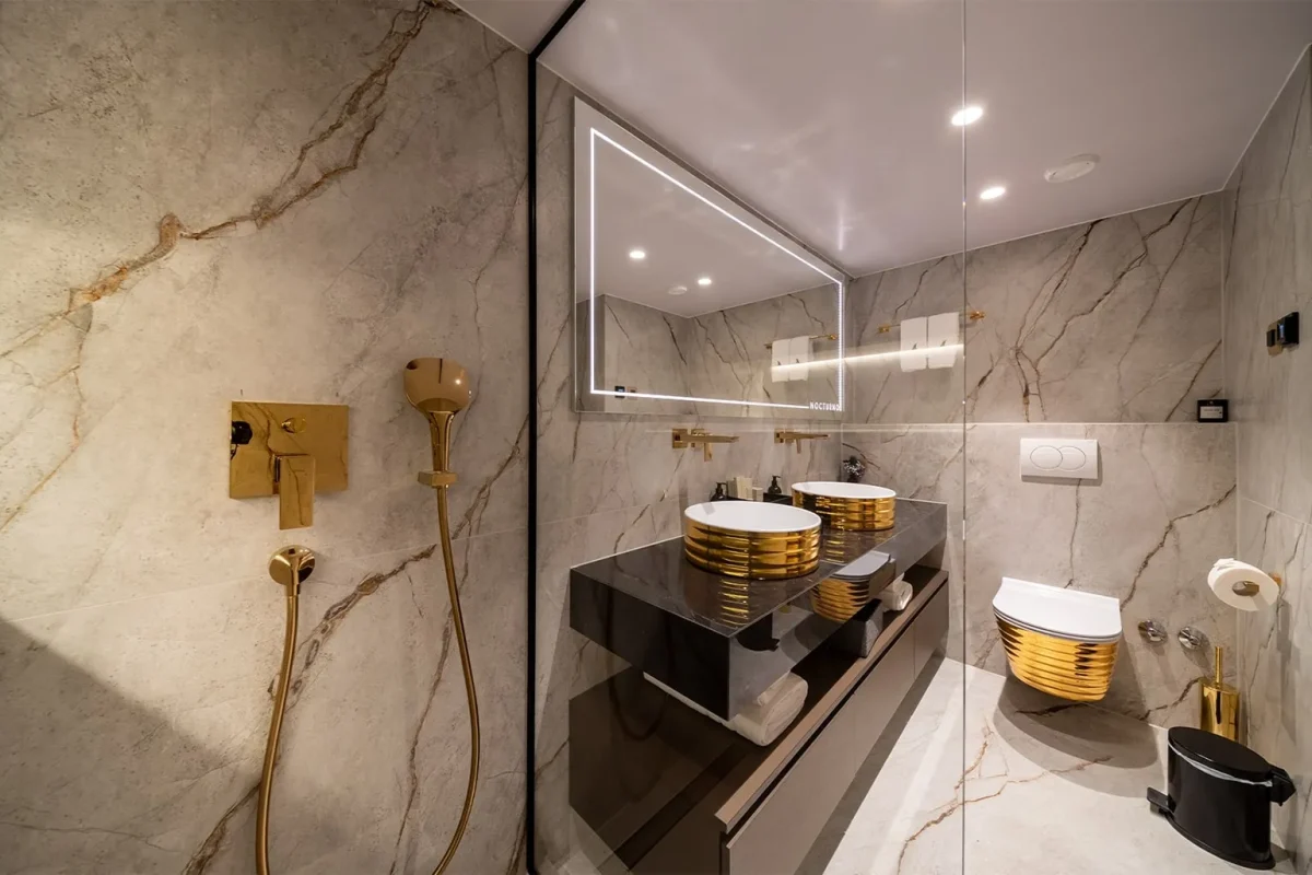 nocturno bathroom.jpg