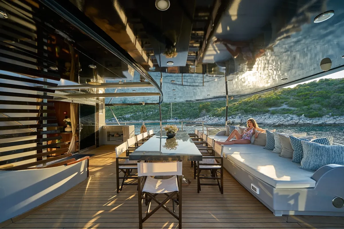 rara avis dinning area.jpg