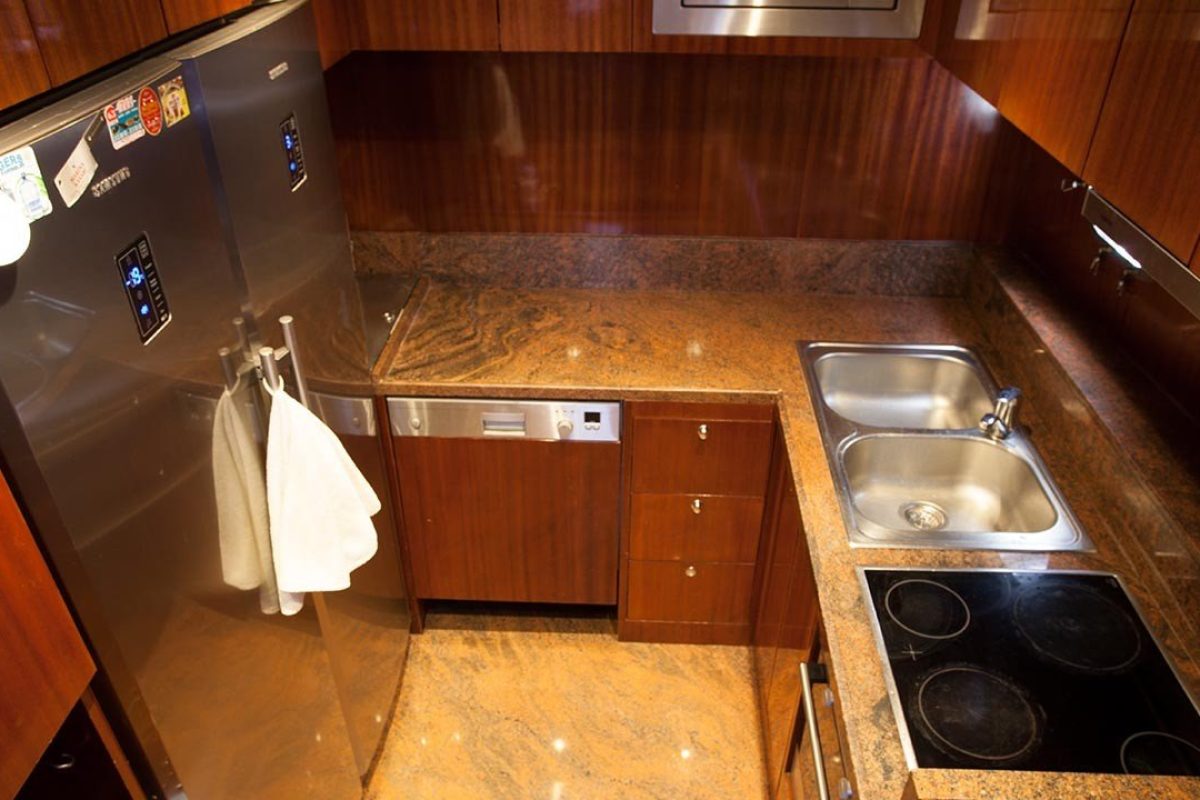 tekne kiralama didi 18