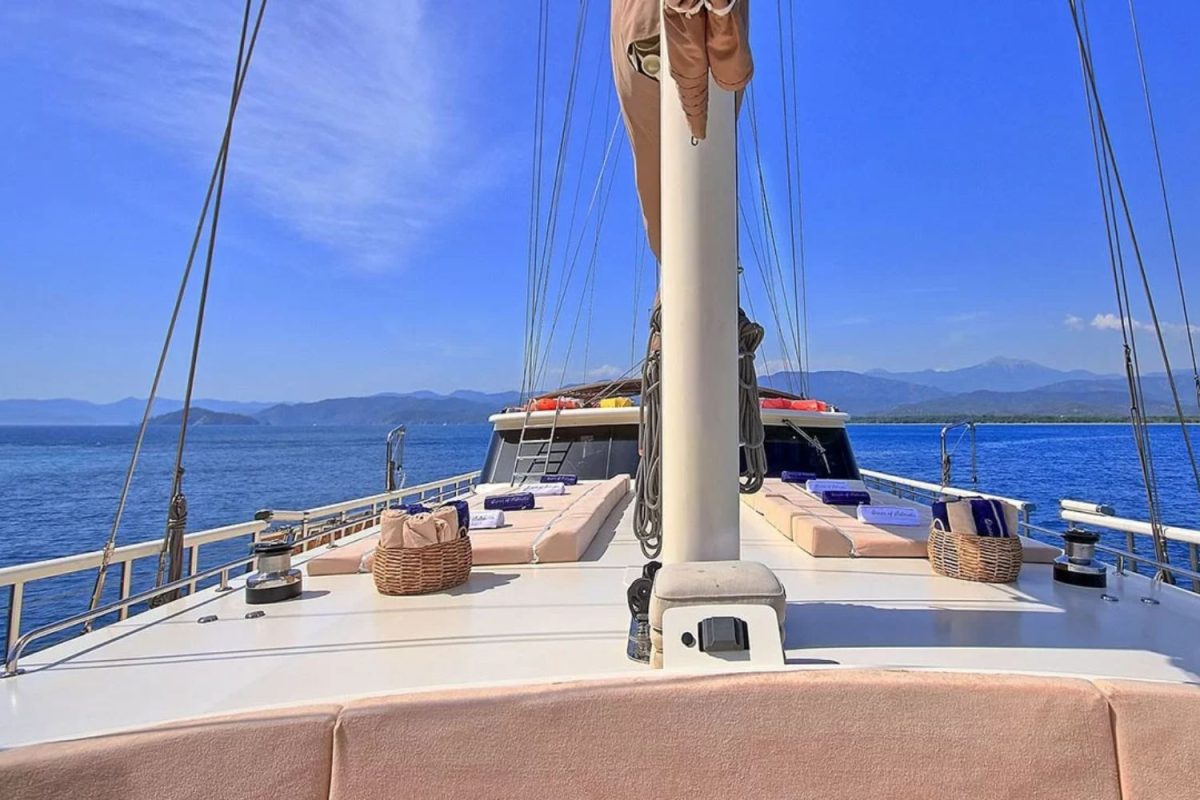 tekne kiralama queen of salmakis 10