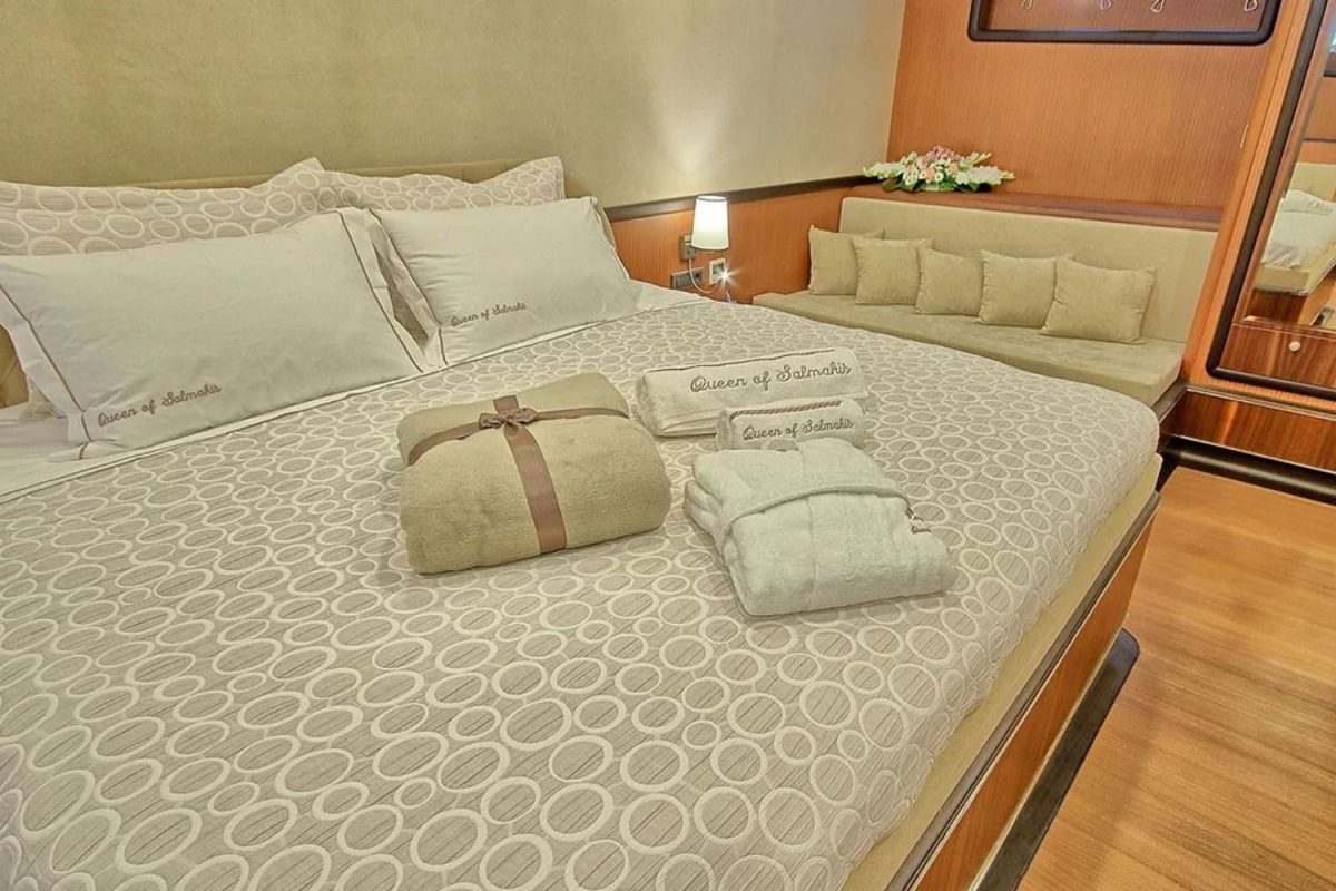 tekne kiralama queen of salmakis 33